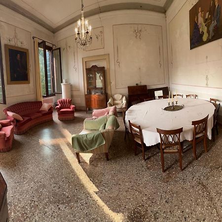 Villa Country Mansion 8500Squarefeet San Pietro Viminario Exterior photo